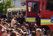 Едукација кроз дружење