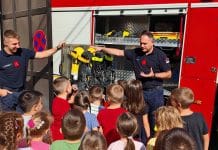 Пећиначки ватрогасци се дружили са предшколцима и едуковали их